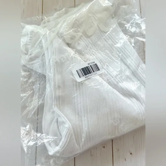 Aerie Women’s Long-Sleeve Ribbed Crop Top in White Size XL - Picture 9 of 9